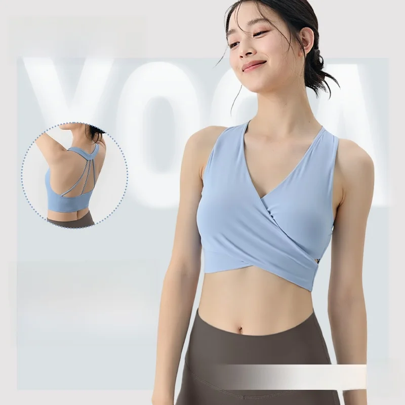 

Облегающий жилет для йоги, топ с перекрестной плиссировкой, глубокий V-образный вырез с подкладкой на груди, универсальный спортивный бюстгальтер, сексуальный дизайн сзади для женщин