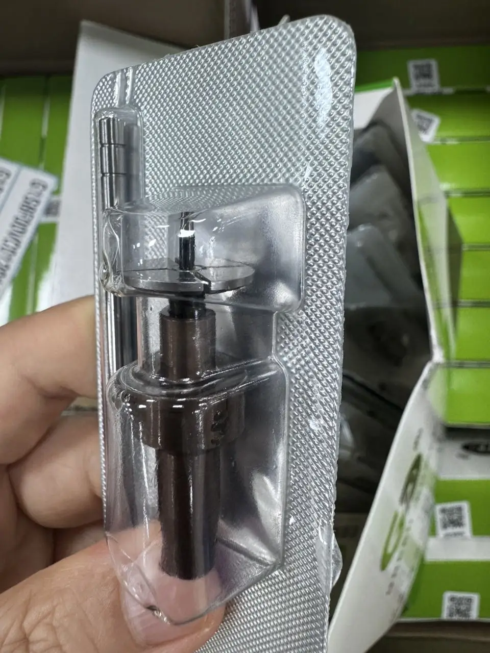Green Power Control Valve F00VC01517, F00VC01201/F00VC45204, T518 F00VC01200 F00VC01509 F00VC01502 Valve for Fuel Injector