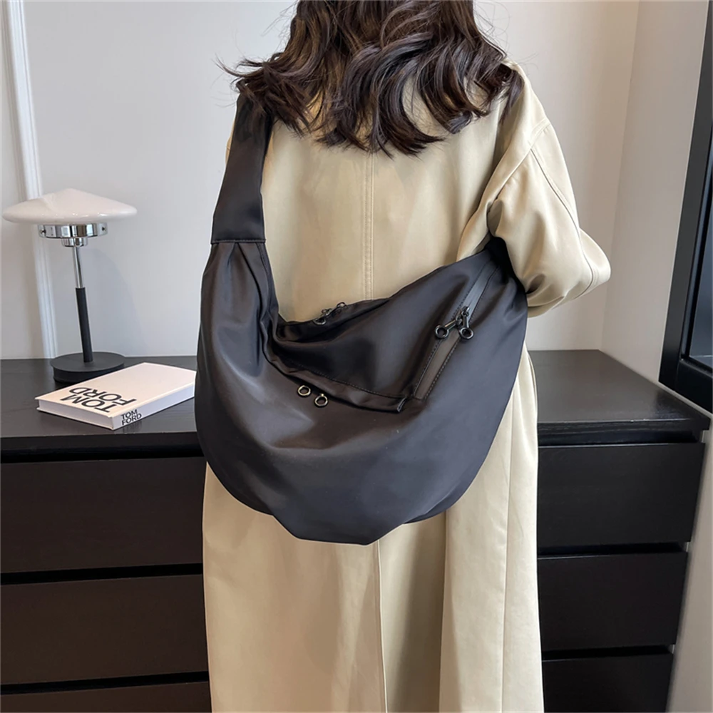 Large-capacity Ladies Shoulder Bag New Solid Color Ladies Travel Bag 2023 Stylish High Quality Oxford Cloth Women Crossbody Bags