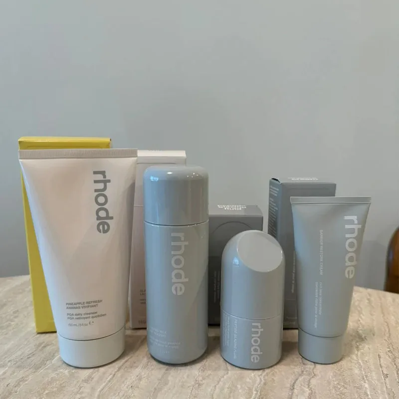 Verano limitado marca novedosa cosméticos productos para el cuidado de la piel hidratante brillo crema facial acristalamiento leche 21 colores esmalte de labios nuevo Lemontini