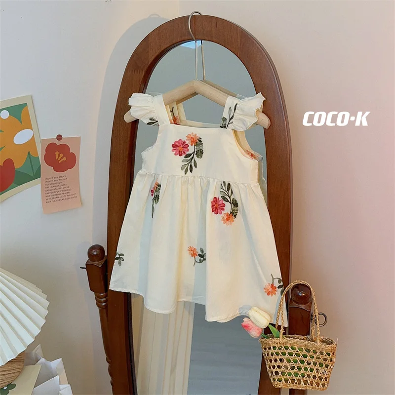 Baby Girl Summer New Dress Sweet Flying Sleeves Embroidered Cotton Skirt Suitable for Children Aged 80-110