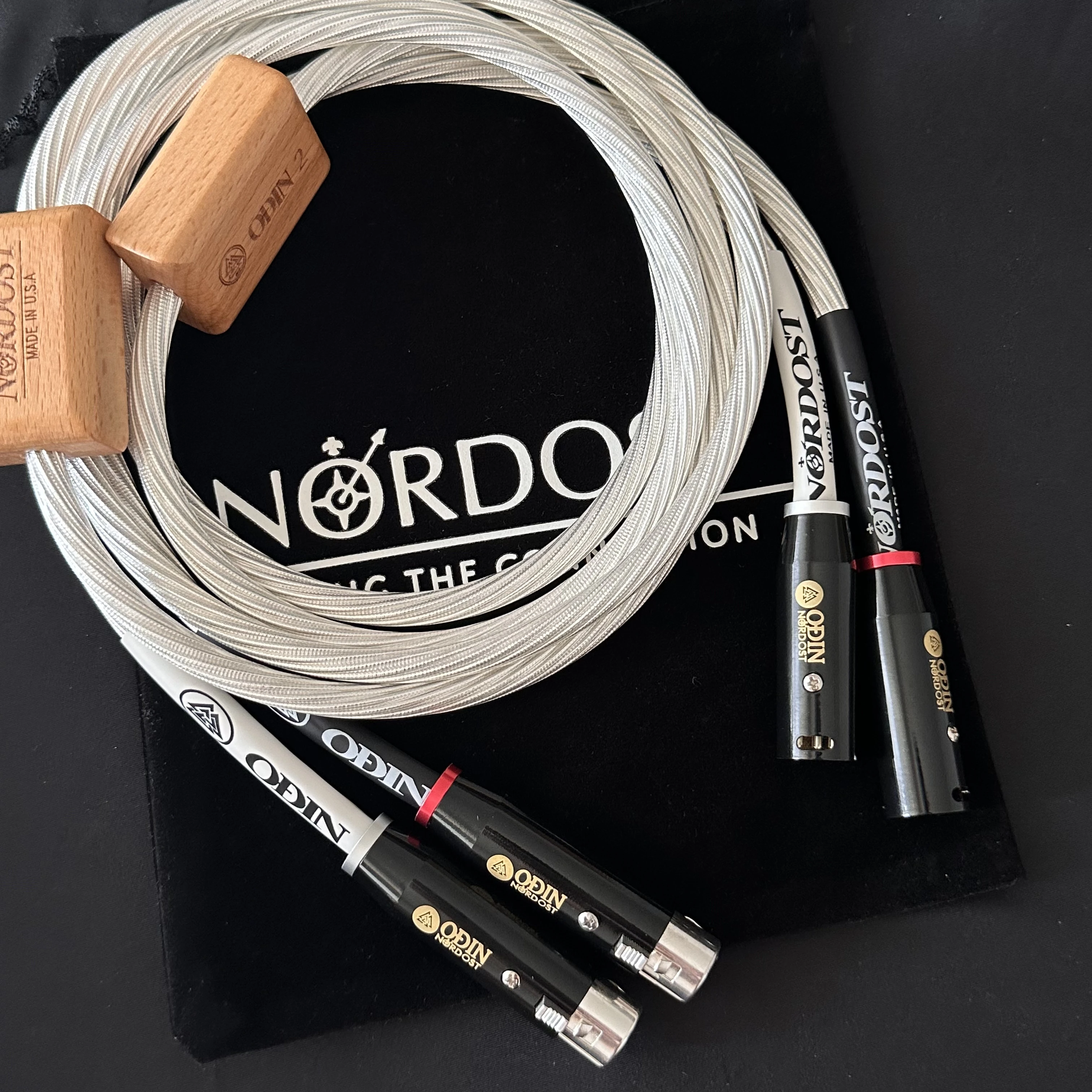 Een Paar Nordost Odin 2 Audiokabel Hifi Xlr Naar Xlr Gebalanceerde Lijn Audiofiele Versterker Mixer Interconnect Draad
