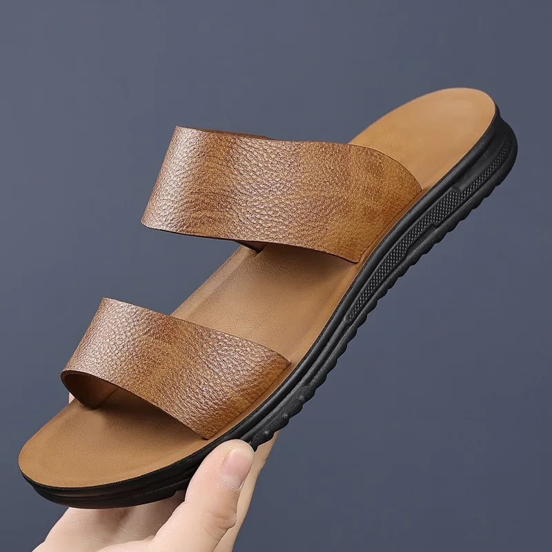 

Luxury Cowhide Men's Slippers 2025Summer New Casual Slippers Outdoor Non Slip Flat Sandals Comfort Open Toe Beach Shoes for Men