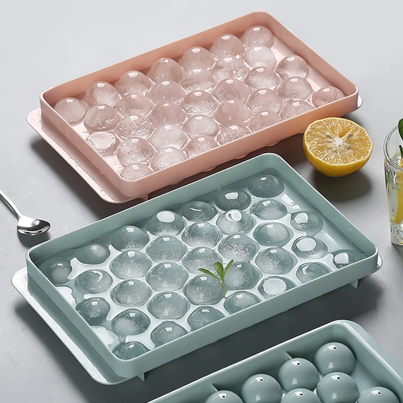 

1Pc 3D Round Ice Cube Tray with Lid Plastic Diamond Spherical Style Ice Mold 33 grid ball ice tray