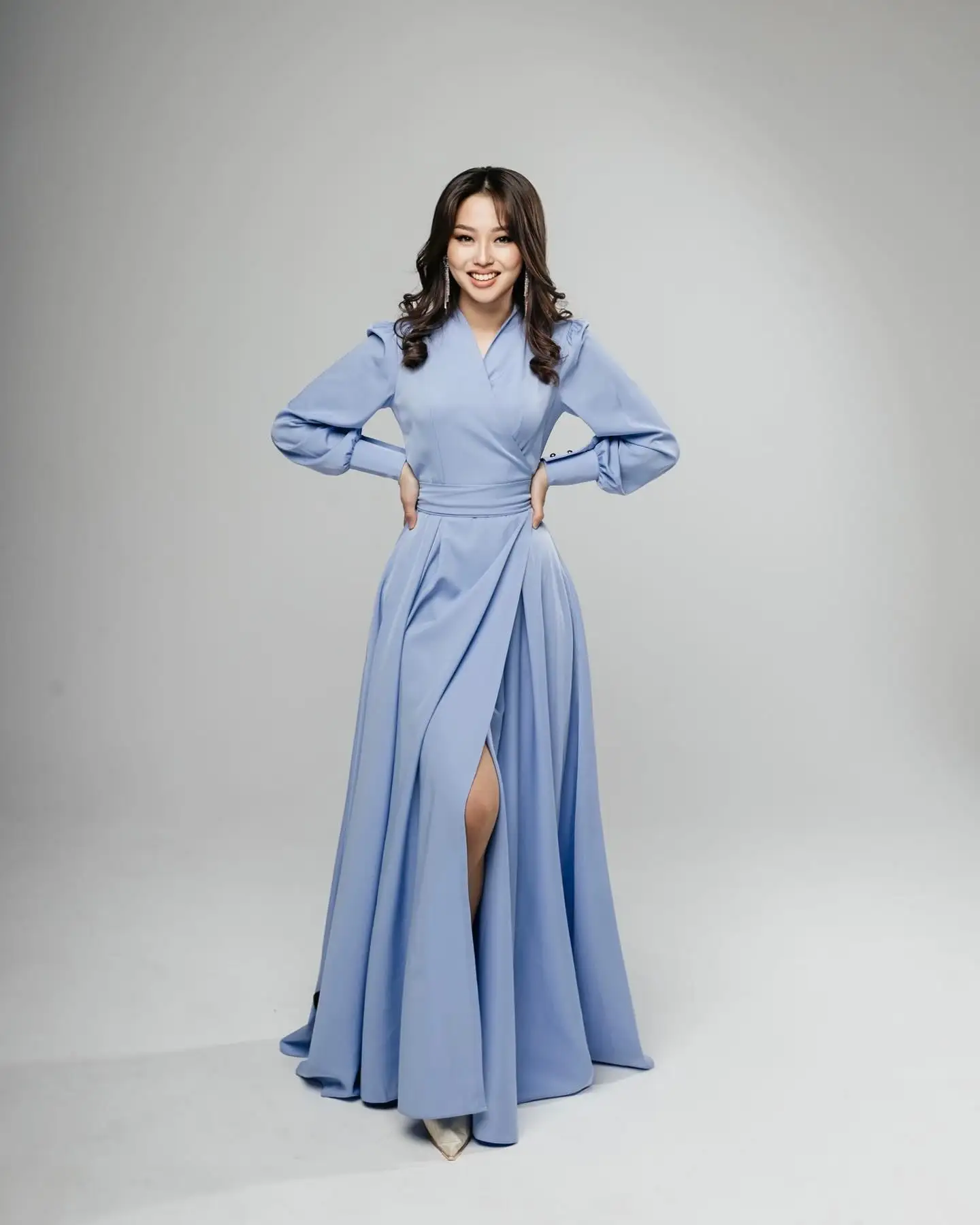 Вечернее платье по индивидуальному заказу с v-образным вырезом и открытыми плечами, длинными рукавами, платья для выпускного вечера, трикотаж с скользящим шлейфом и пуговицами сзади, платья знаменитостей