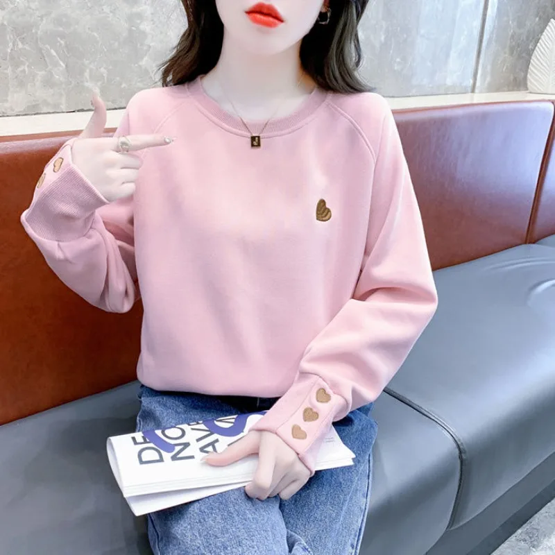 Ronde hals geborduurd sweatshirt voor dames Mooie kleur Y2k Vintage jeugdige kleding 2025, trend vrouw trui tops in promotie