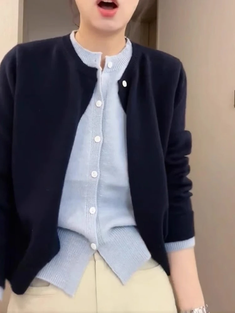 

Уютный вязаный повседневный женский свитер для города, мягкий и комфортный, с цветовыми блоками, имитация двухслойности, открытый кардиган, стройнящая базовая кофта