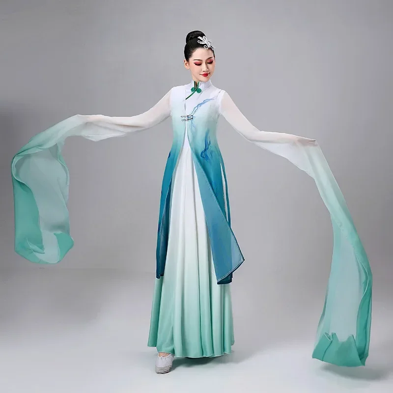 Klassische Tanzaufführungskleidung mit Wasserärmeln für Damen-Frühlingsfestgala im gleichen Stil im chinesischen Stil