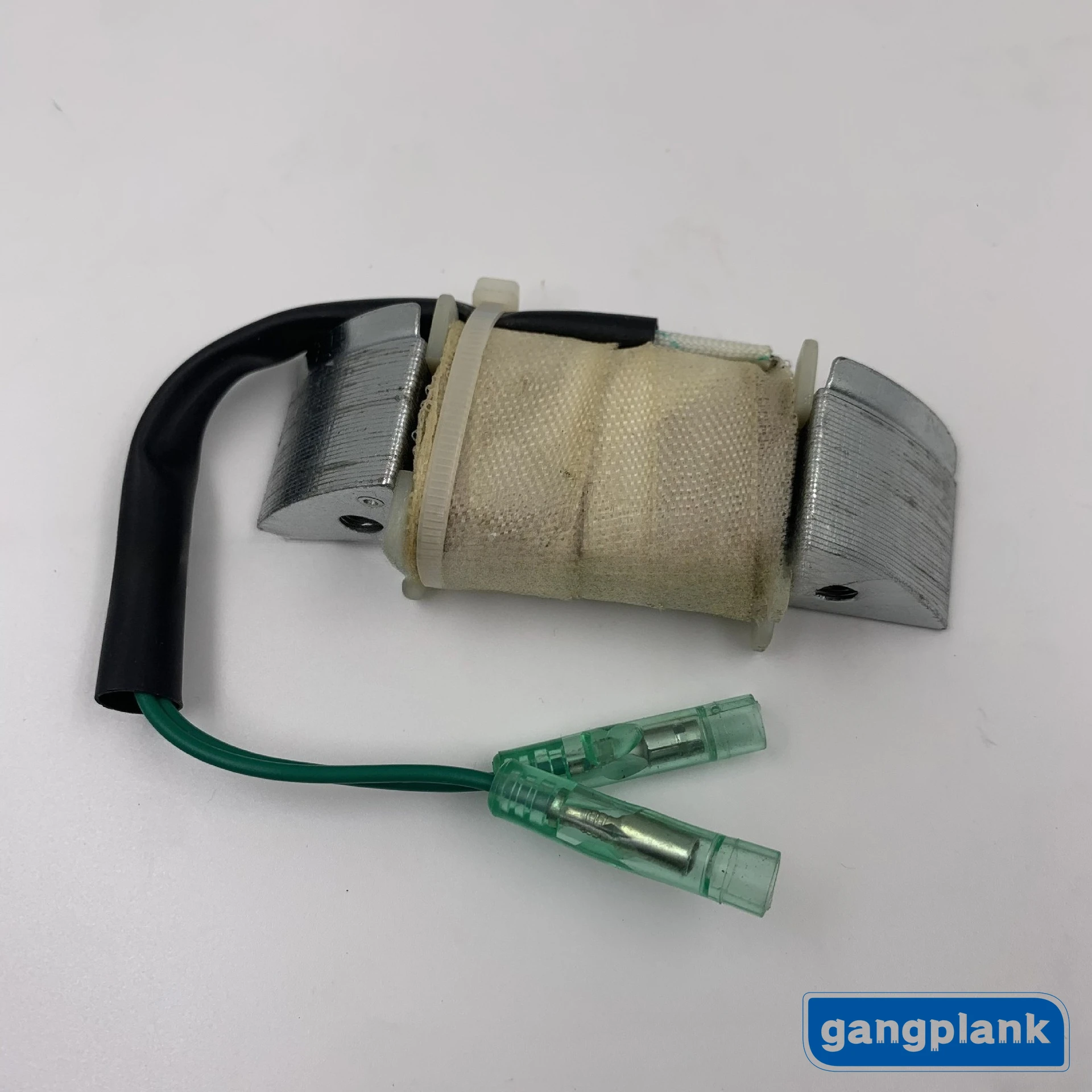 

Катушка зажигания для двухтактного двигателя Yamaha 15P