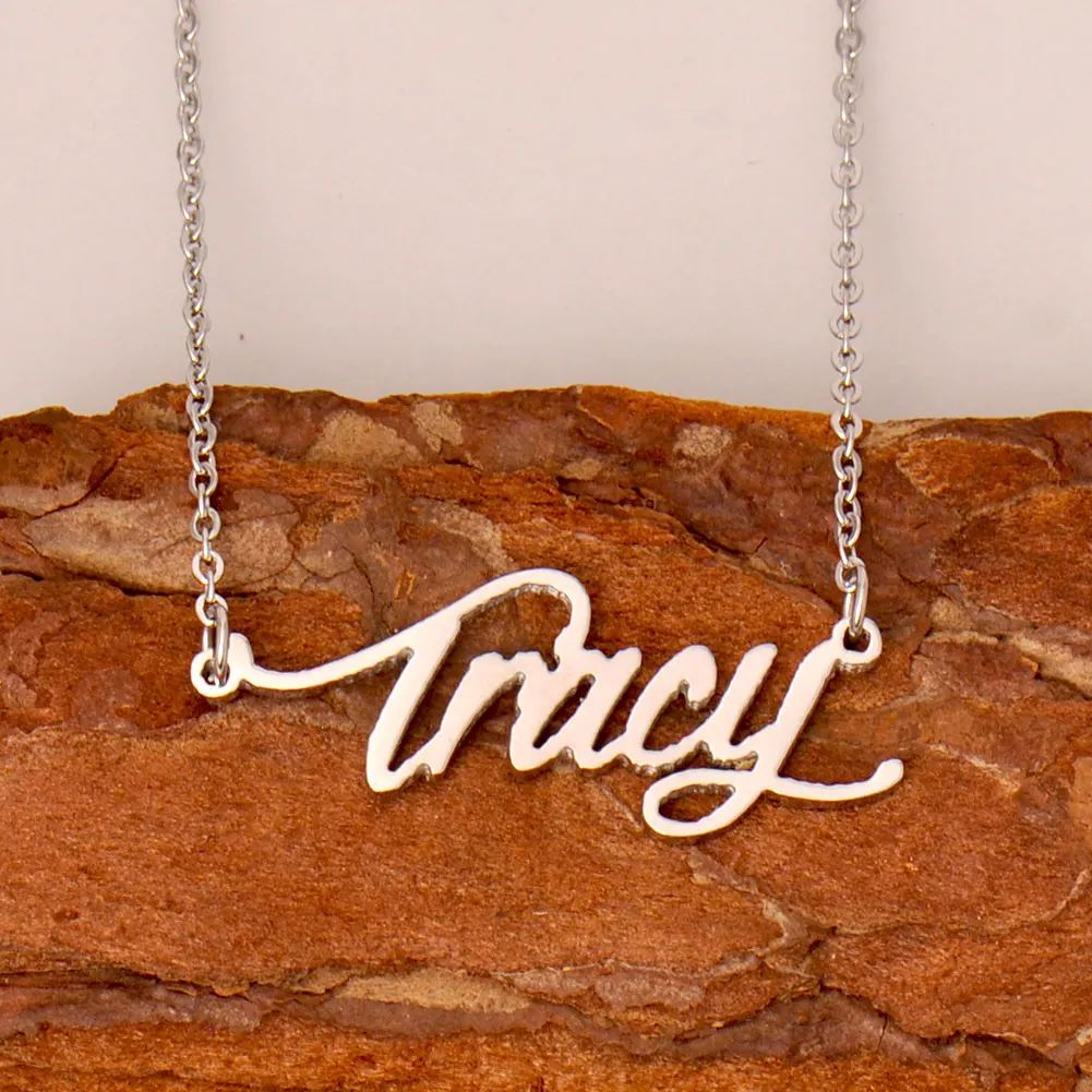 

GR859C Tracy Gold Stainless Steel Pendant Name Necklace for Women Cursive Letters Chain Chokers Annivesary Gift