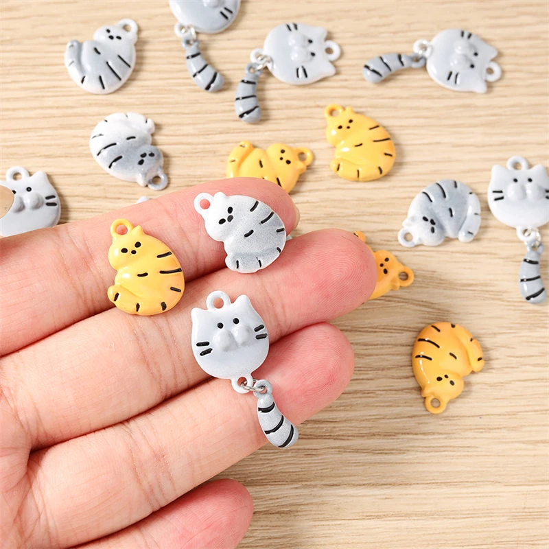 10 Stück Cartoon-Tieranhänger, Emaille-Katzenanhänger für die Herstellung von Ohrringen, Halsketten, Armbändern, DIY-Bastelarbeiten, Schmuckzubehör – Detail 3