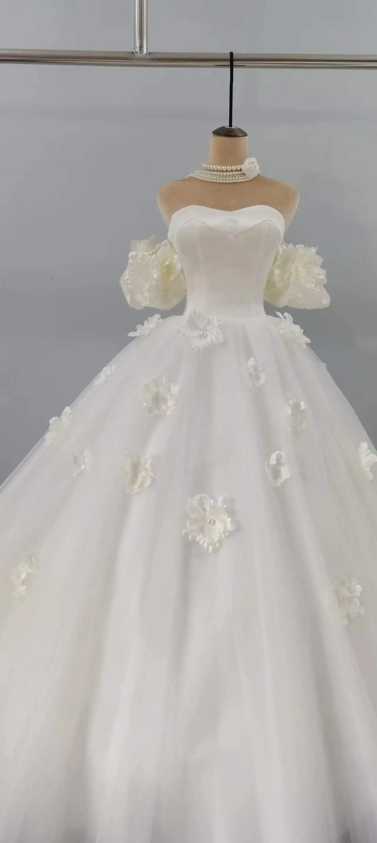 CloverBridal ซาติน + Tulle ดอกไม้เจ้าหญิงชุดเจ้าสาวชุดที่กำหนดเอง Sweethear 2022ความยาว Vestido De Novia WW8279