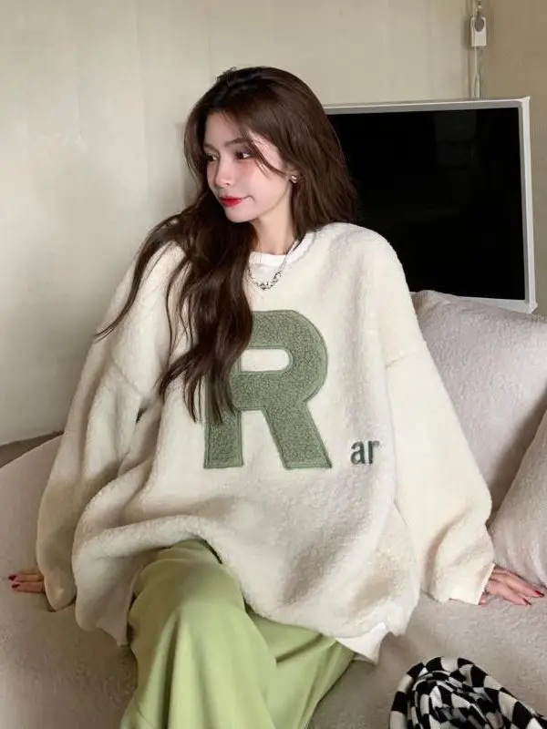 Dopamine Style Long Sleeve Crew Neck Sweatshirt Women Thickened Lazy Style Loose Lamb Velvet Oversize Top Korean Version
