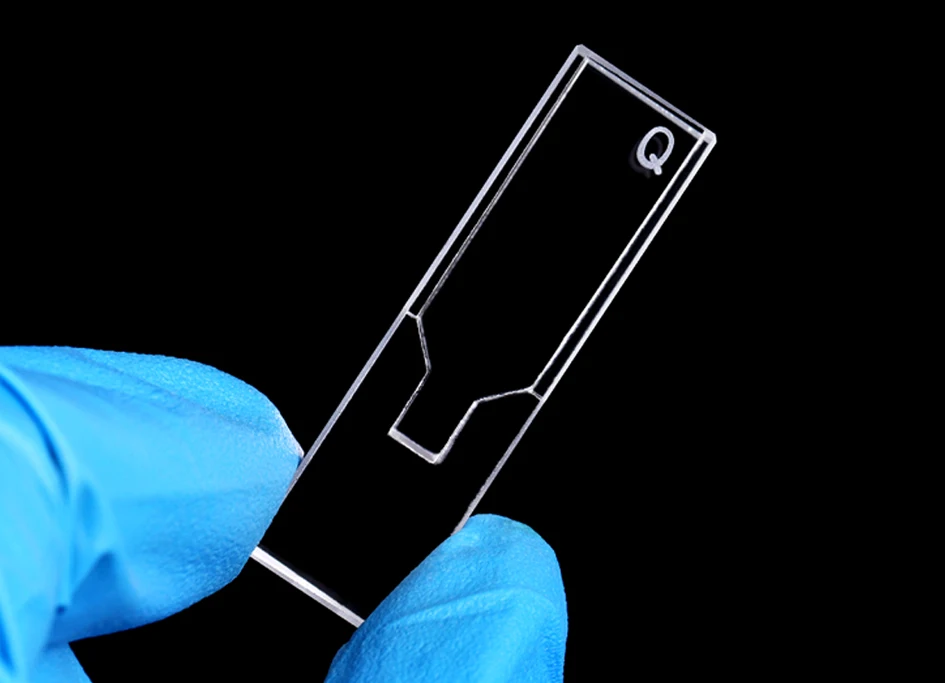 JGS1 Quarz-Mikrovolumen-Fluoreszenzküvette 50-680 µl Vierseitige Lichtdurchlässigkeit Labor-Spektroskopieküvette – Detail 15