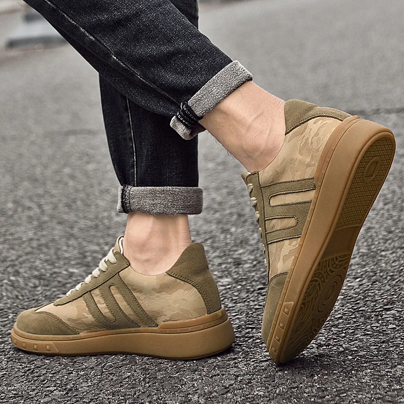 Men's and women's common leather shoes, sports shoes; casual shoes; outdoor hiking shoes; and street fashion shoes.