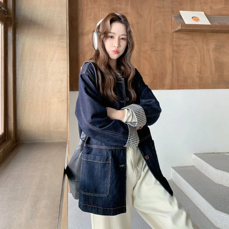 

Women's 2025 New Autumn Vintage Denim Jacket Loose Fit Rolled Cuffs Plaid Patchwork Mid Long Slimming Versatile Pocket Design