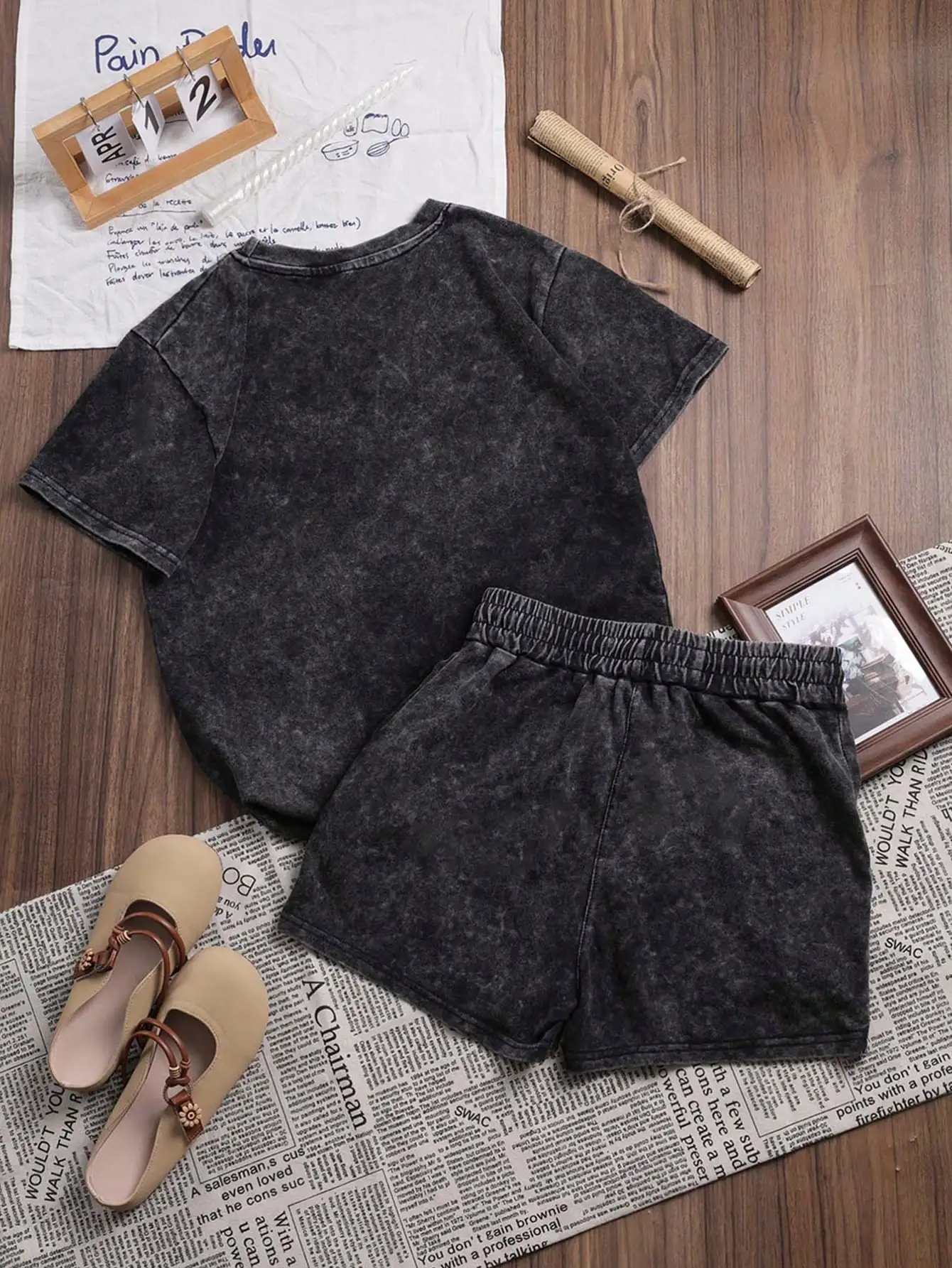 

Washed Black Cotton Streetwear Y2K Short Sleeve T-Shirt And Shorts 2-Piece Set