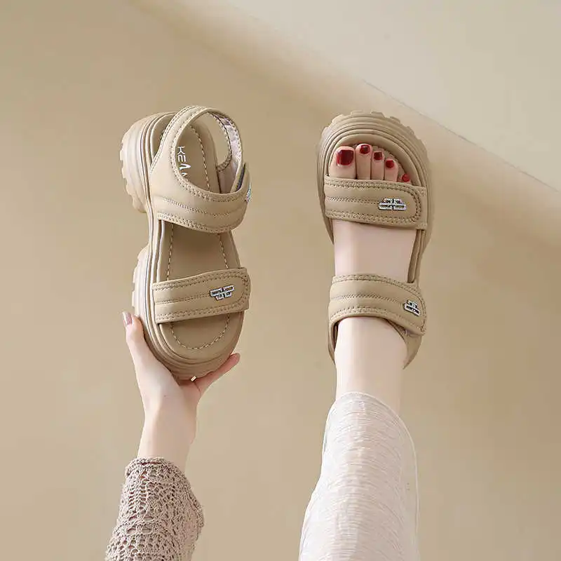 

Anti Slip Demi-season Ladies Sneakers Brand Summer Luxury Woman Slippers Shoes Luxury Designer Sandal Women Sports 0 Style