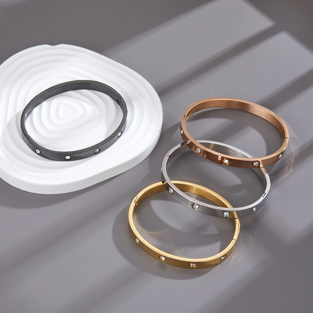 New simple bracelet, personalized fashionable stainless steel women's bracelet, retro jewelry, inlaid with zircon,gift for women