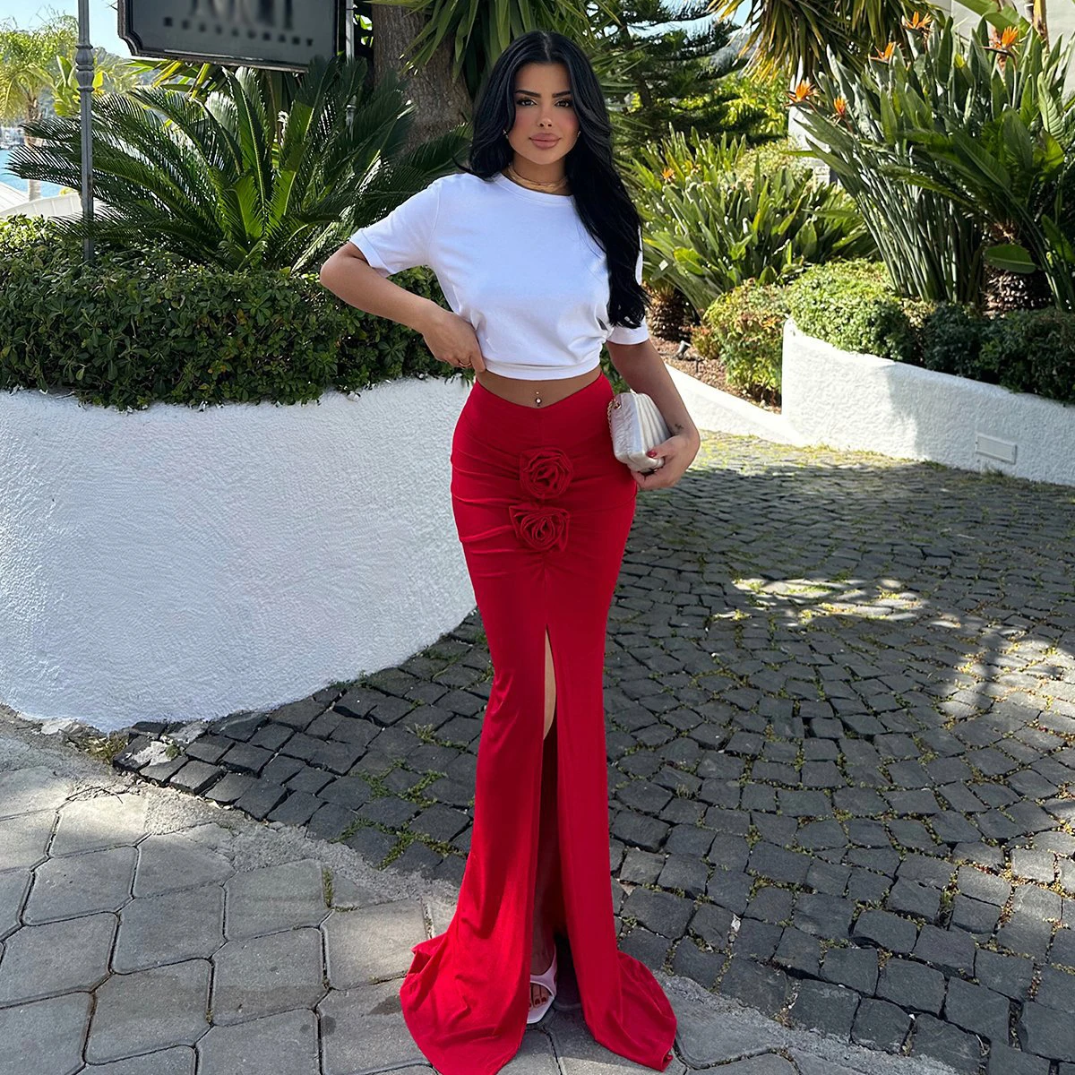 

Новая весенняя однотонная приталенная плиссированная юбка с объемным цветочным узором, разрезом и драпировкой, с эффектом похудения и из эластичной ткани, для женщин