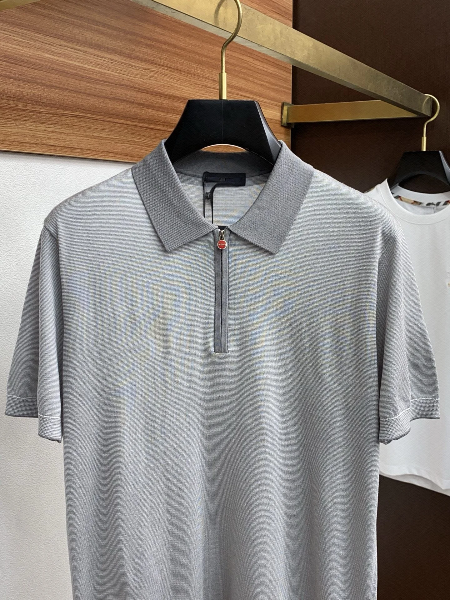 

Итальянская летняя трикотажная рубашка-поло с короткими рукавами в стиле Old Money Kiton с лацканами и половиной молнии