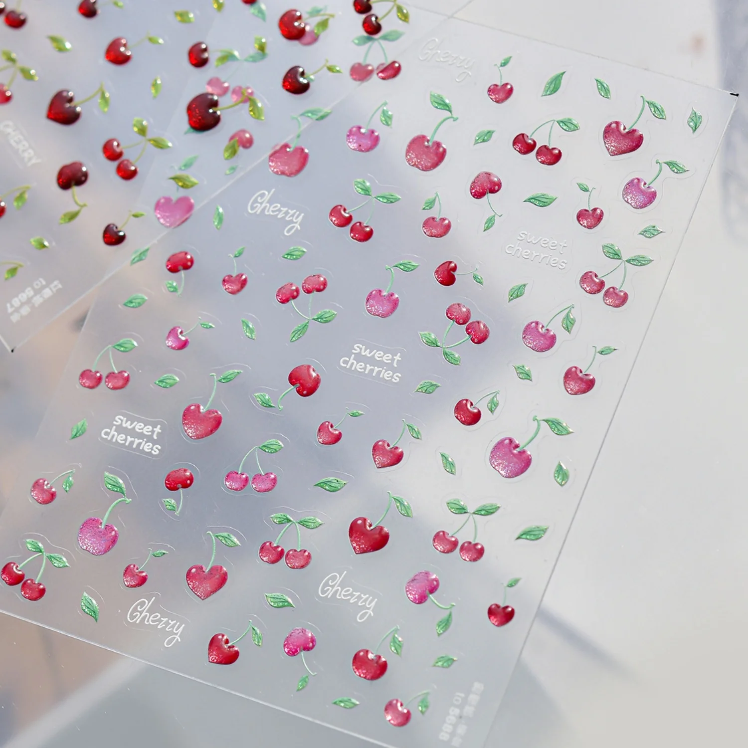 1 Stück 5D Süße Kirschen Farbverlauf Rosa-Rot Kirschherzförmige Kirsch-Nagelkunst-Aufkleber Saftige Frucht Geprägte Nagelsticker Maniküre