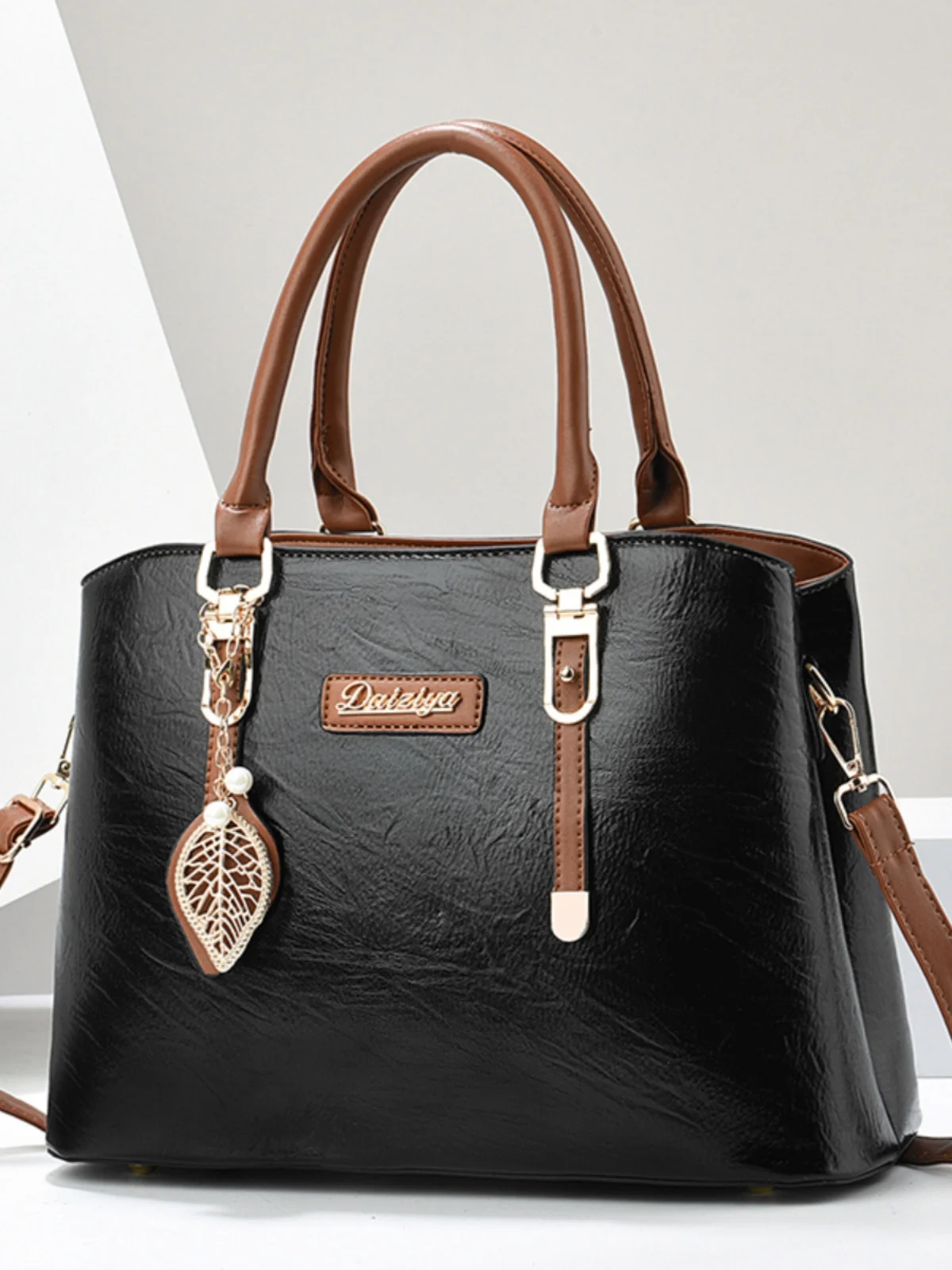 

Женская сумка-тоут Chavelra Large Capaci Commuter, летняя модная повседневная сумка через плечо с мягкой ручкой, в британском стиле, 2024