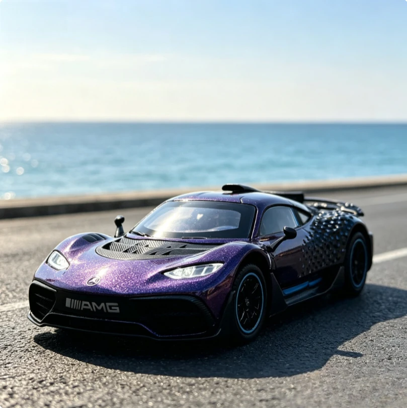 1:24 ONE Sports Car With Sound And Light Toy Car Sound Effect Model Ornament Friend Gift Diecast Alloy Car Model Collectible