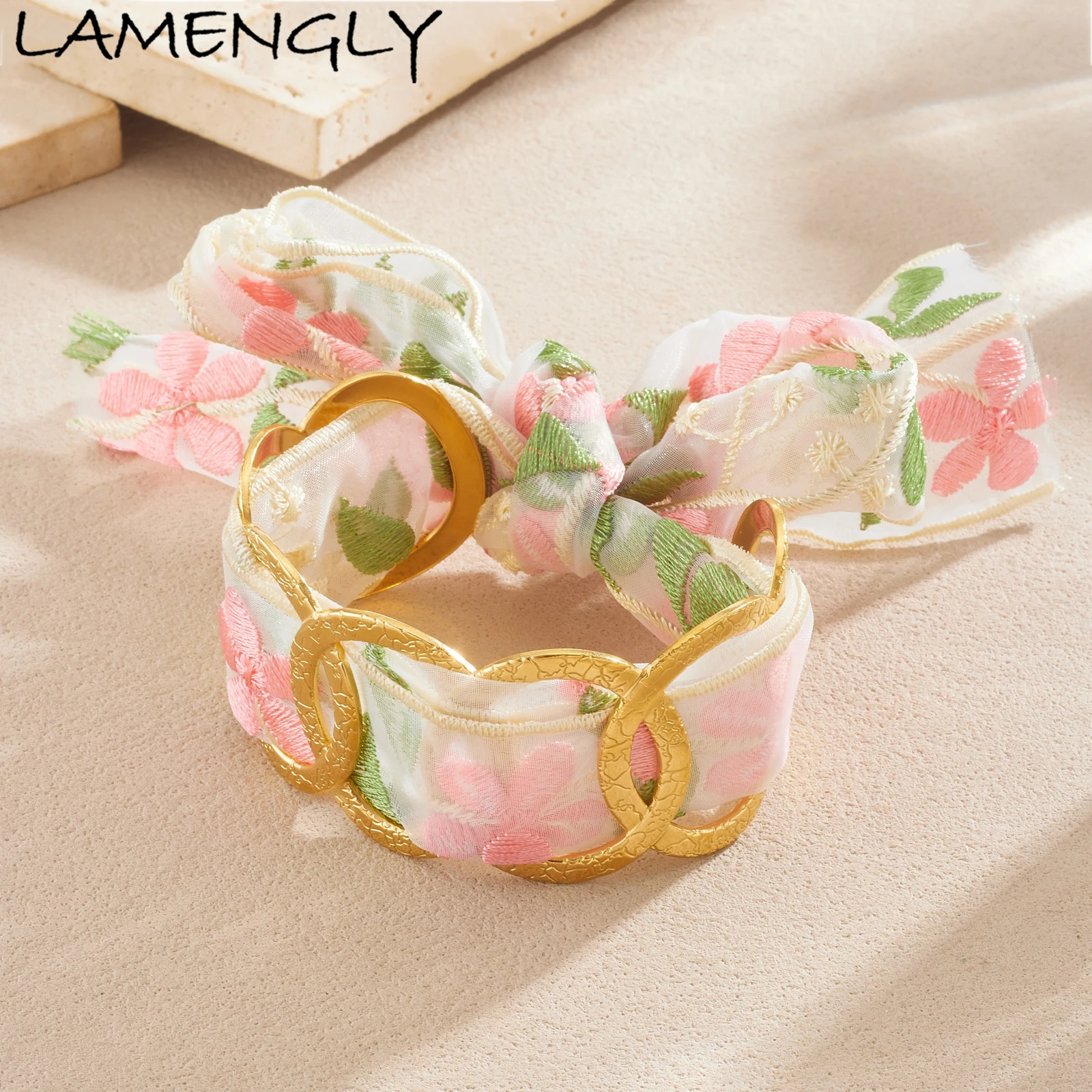 

LAMENGLY Golden Circle Hollow Pink Embroidered Flowers Ribbon Big Bowknot Bracelet Lady 316L Stainless Steel Fresh Trend Bangle