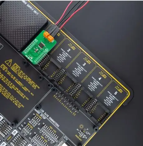

MIKROE-4890 ADS131M02 Mikroe ADC 15 Click module