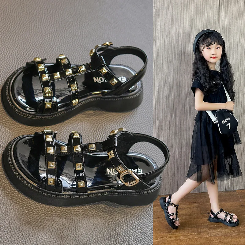 

Kids Sandals for Girls Summer Shoe 2022 Princess Beach Shoes Children Gladiator Sandals Fashion Rivets Little Girl Shoe 2 To 8