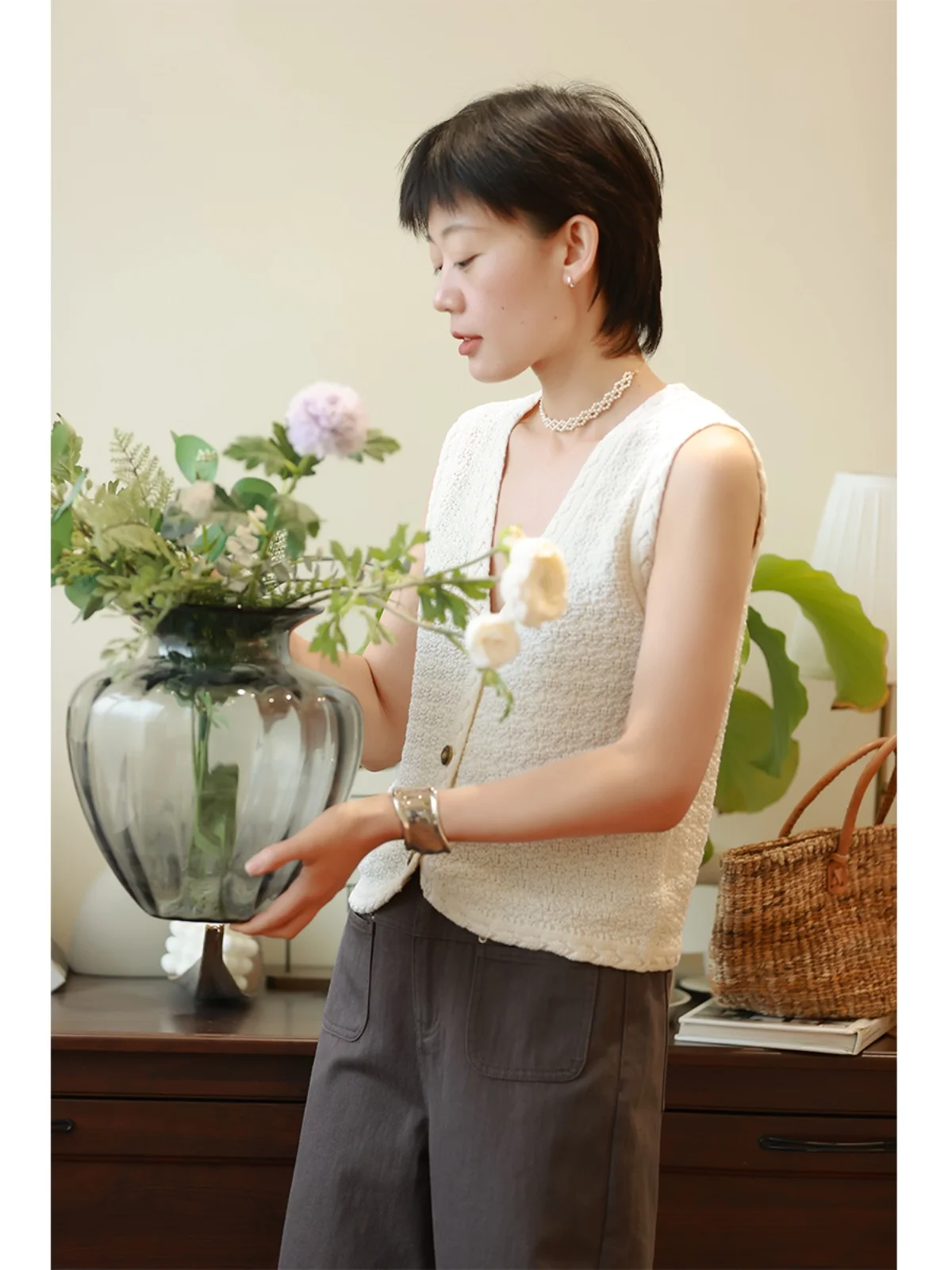 

Comfortable Breathable ort V-Ne Svel Knitted Vest Women's Spring New Sle Cotton Lyocell Woolen Blend Cardigan Top