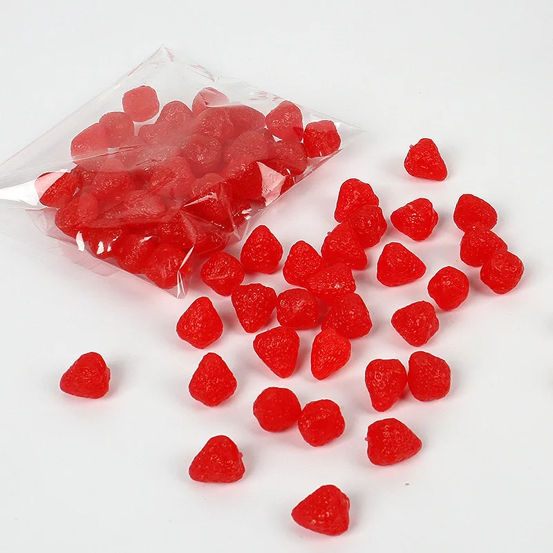 50pcs Mini PVC Simulation Strawberry Fake Fruit Model Miniature Artificial Strawberries Food Play Decor DIY Craft Accessories