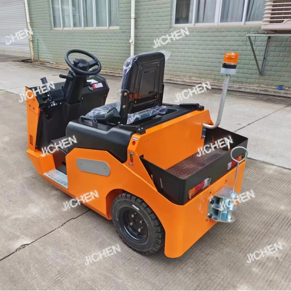 ركوب الجرار الكهربائي 2 3 4 6 7 طن ميناء محطة جرار رئيس مقطورة دوران البضائع