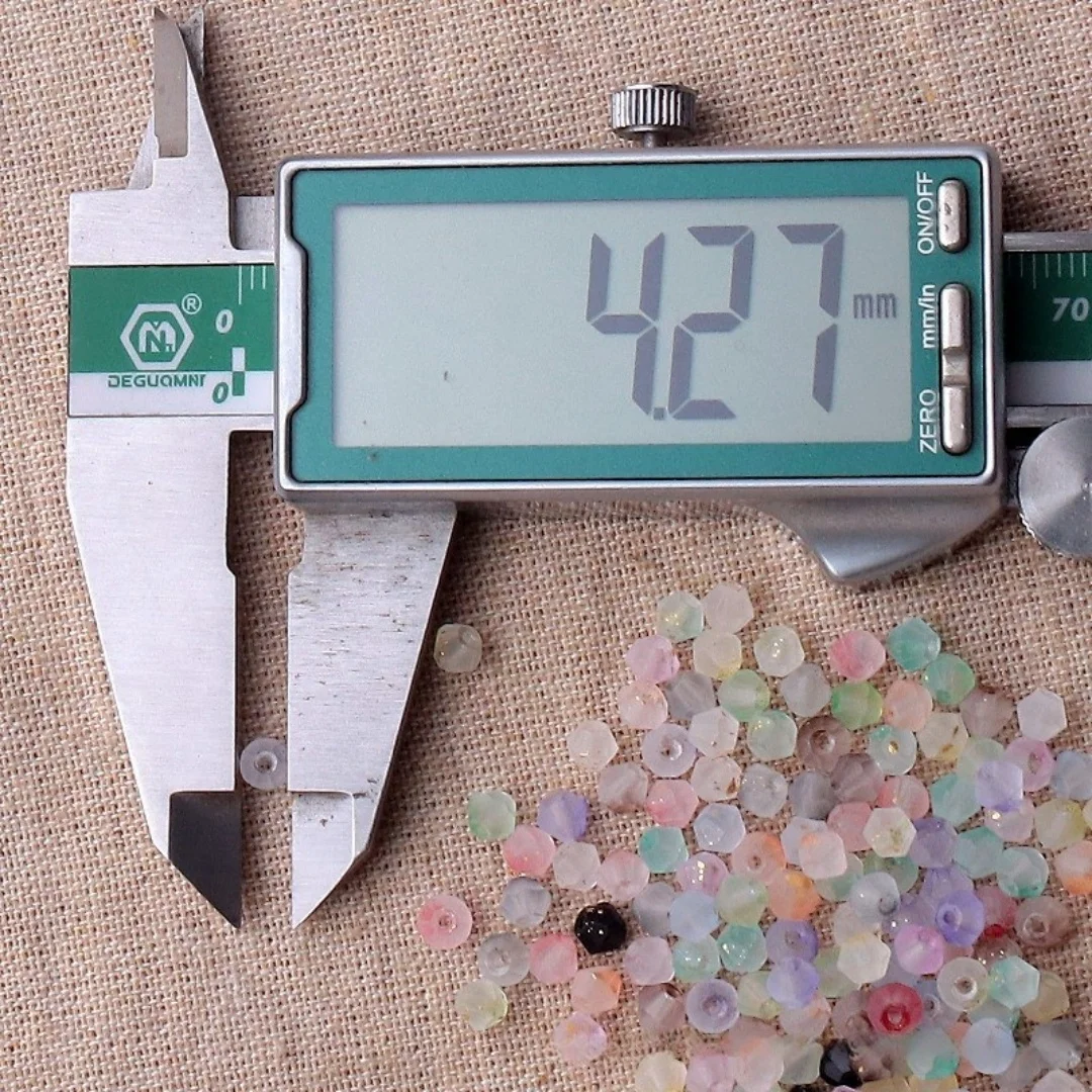 4mm fire grinding beads, transparent frosted double pointed cutting surface, glass beads, handmade DIY clothing accessories