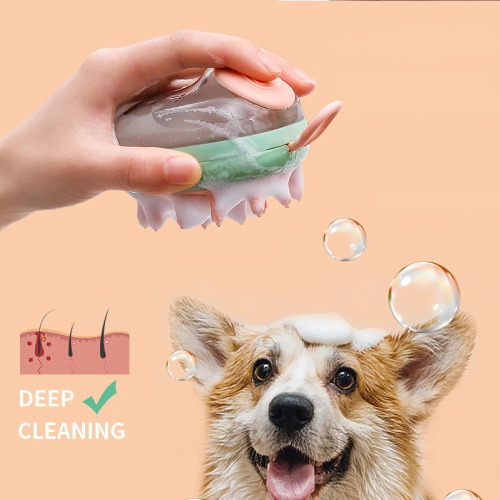 Nuovo 2 In 1 Pet Cat Dog Cleaning Bathing Massage Shampoo dispenser di sapone spazzola per toelettatura forniture per animali domestici