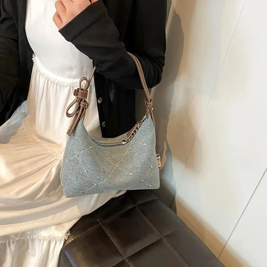 

New moon underarm bag texture foreign flavor casual design simple senior sense of single shoulder crossbody women's bags