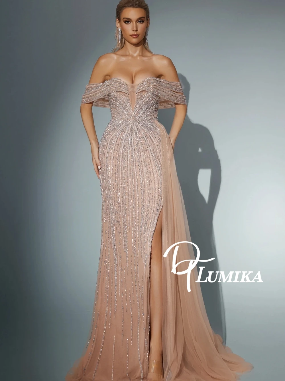 DTLumika Shimmering Mermaid Celebrity Evening Dress With Slit Sexy V Neckline Customized Cocktail Gown Chic Side Tail Prom Wear