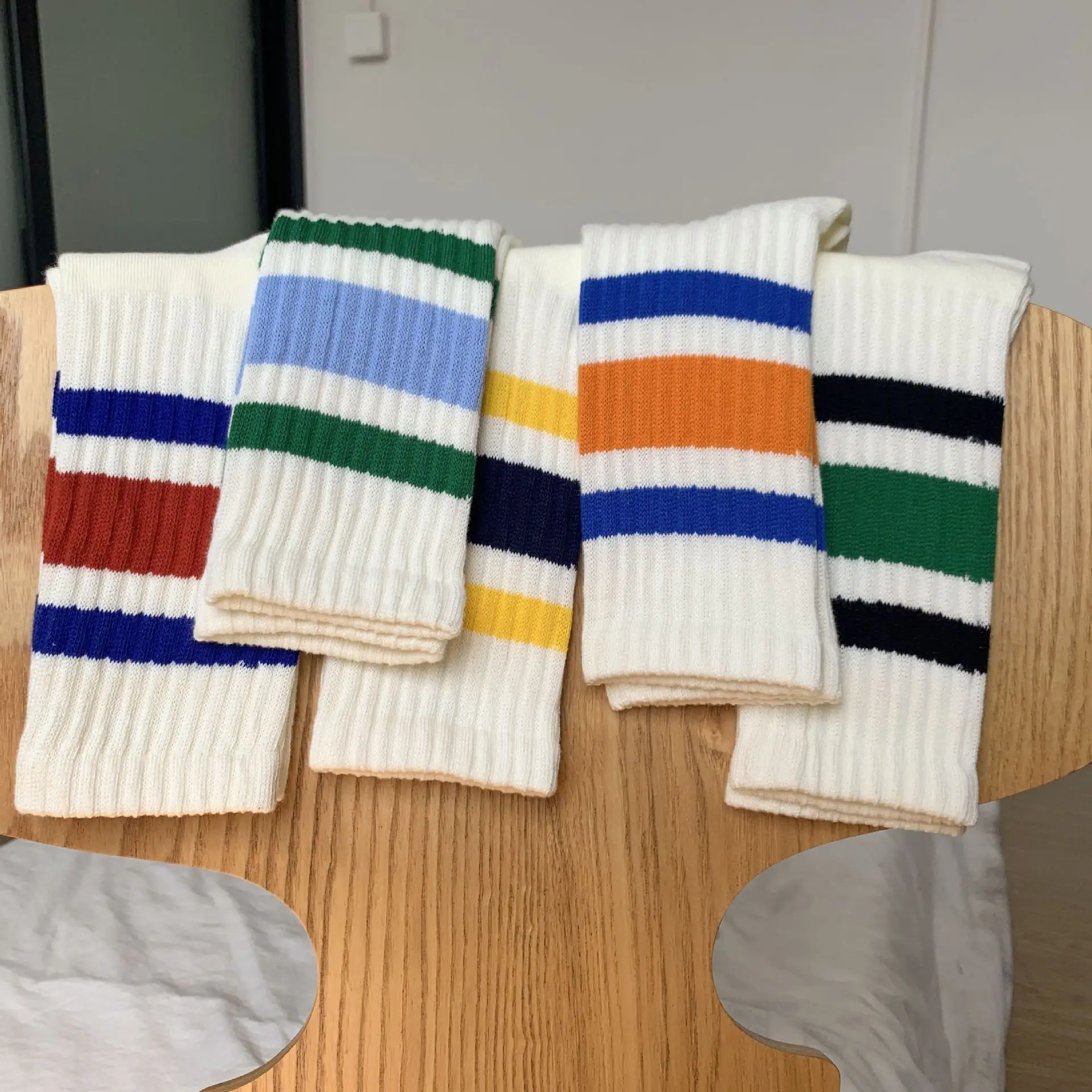 

Мужские полосатые баскетбольные носки средней длины, винтажные, унисекс, для пар, хлопковые, японские, с утолщенной махровой подошвой, спортивные носки для мужчин