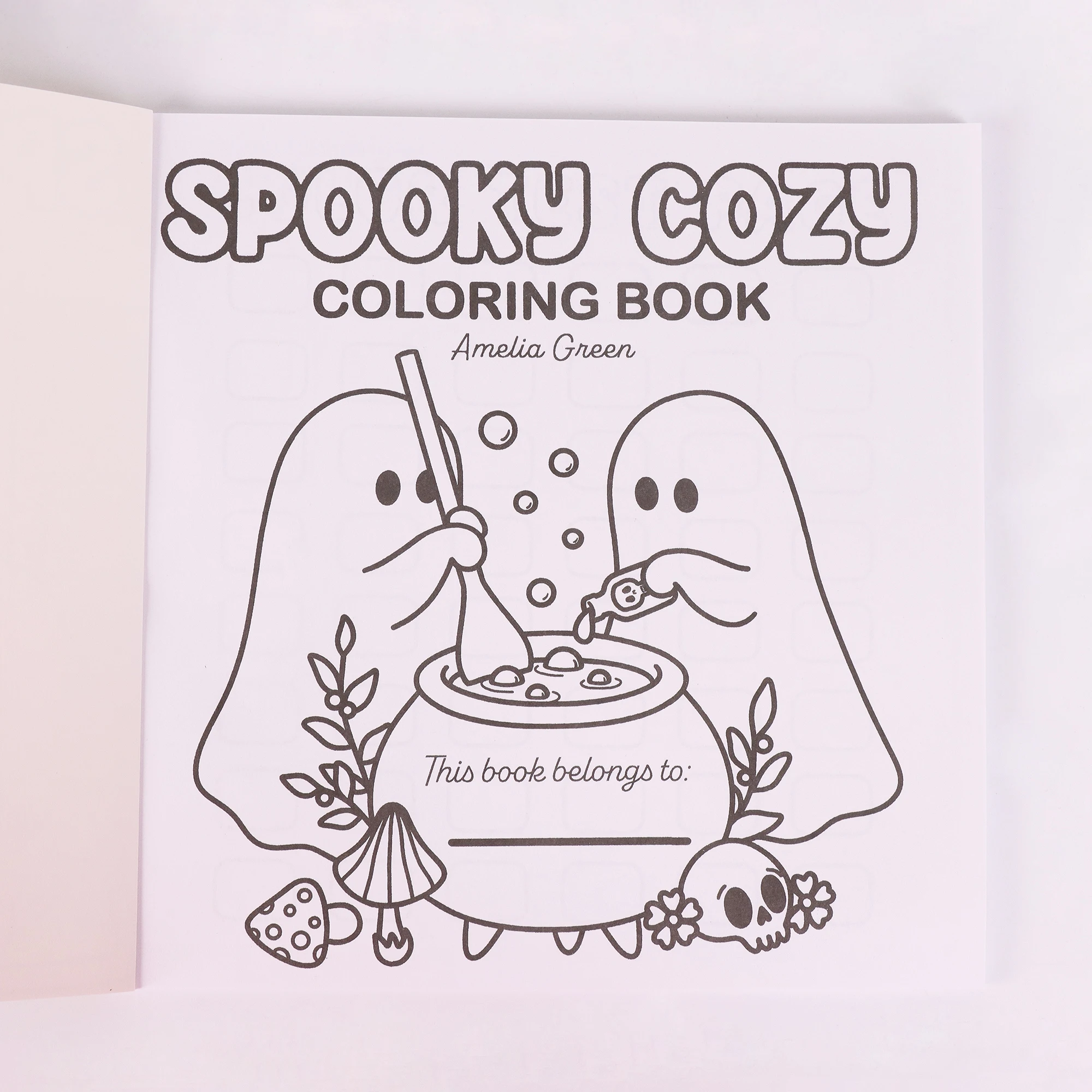 كتاب تلوين مريح مخيف للبالغين والمراهقين يتميز بشخصيات رائعة ومخلوقات مخيفة ومشاهد مريحة للراحة