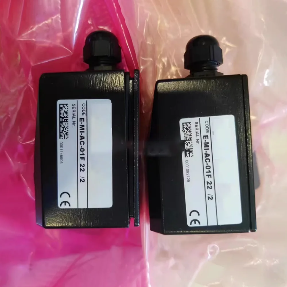1Pcs Amplifier E-MI-AC-01F 22/2 Fast Ship Perfect Work