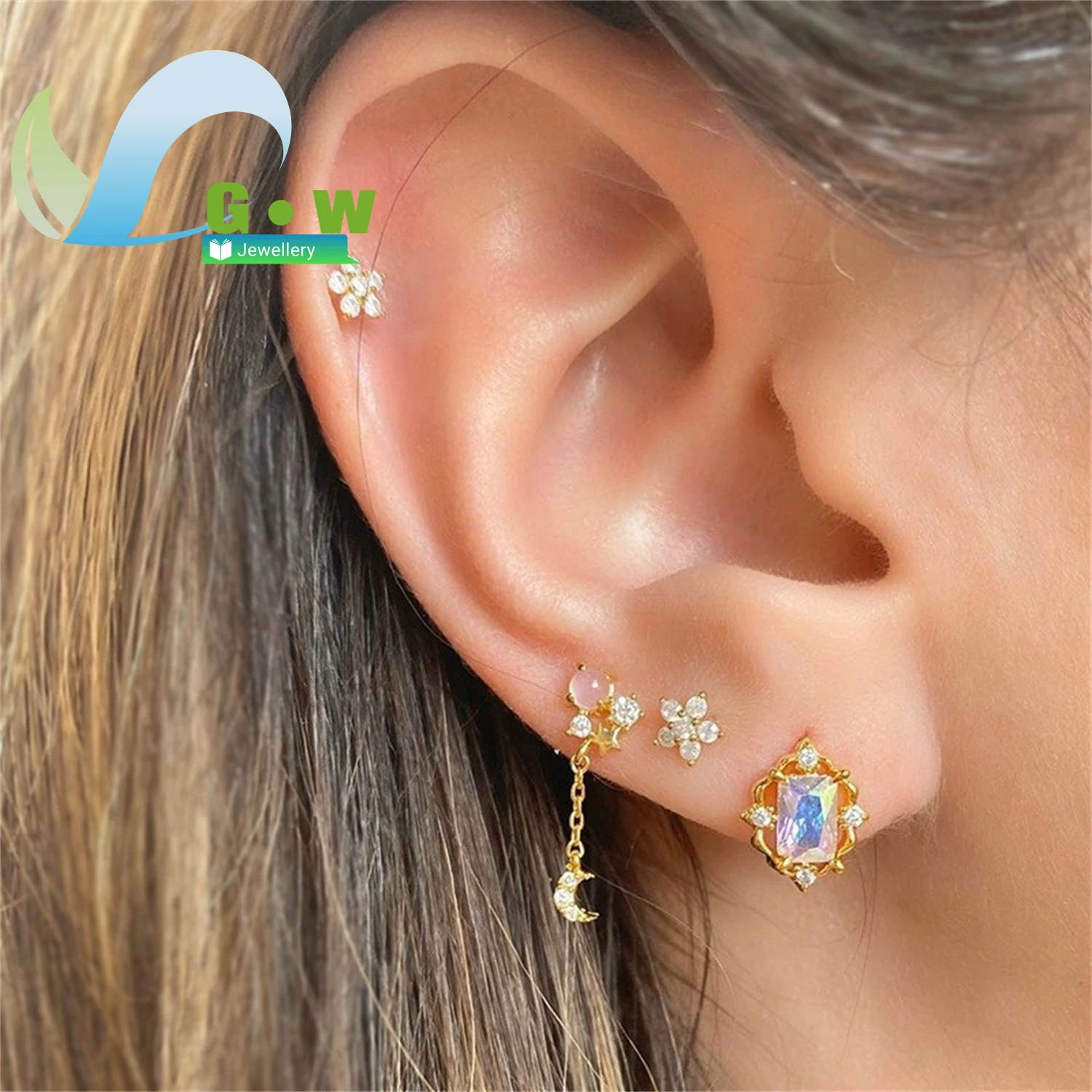 

Корейский набор из 4 минималистичных розовых серег-гвоздиков для женщин, в стиле Small Fresh Ins, модные ювелирные украшения, подарок, оптом