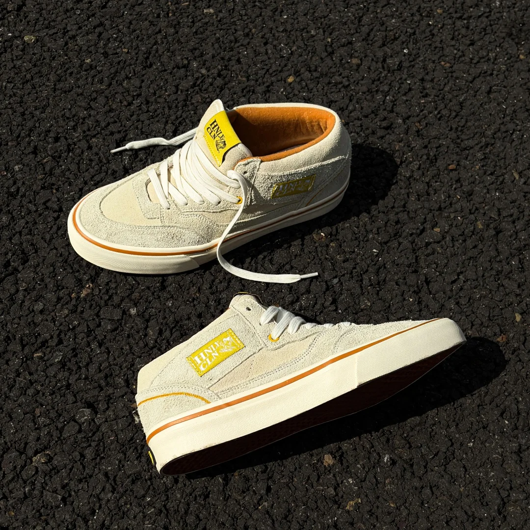 Off White Suede Mid Top Skate Shoes for Men Women, Retro Casual Couple Student Fashion Sneakers