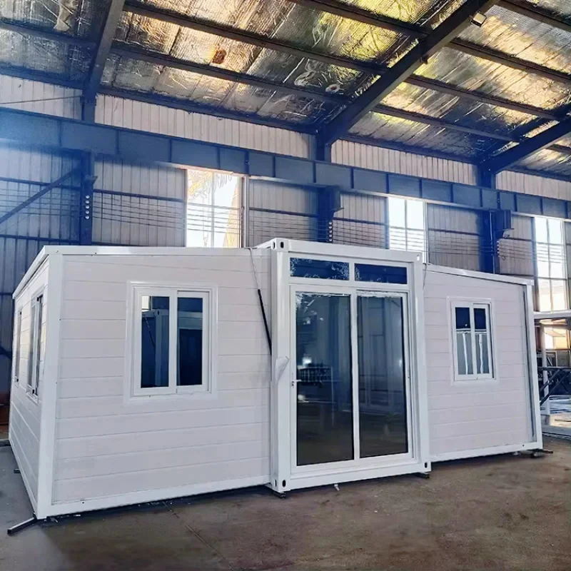 

2026 New Design Container House with Luxury Mobile House 20ft 40ft Expandable 2 3 Bedrooms Villa Garden