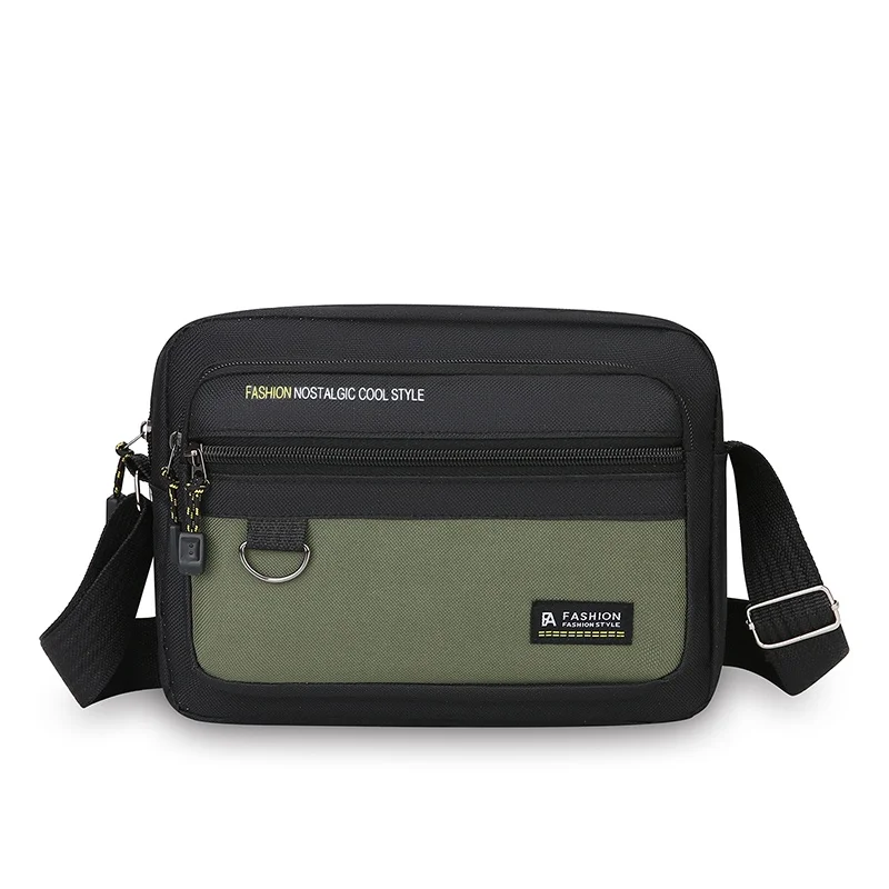

Multi-pocket design single-shoulder bag, stylish and versatile for daily commuting