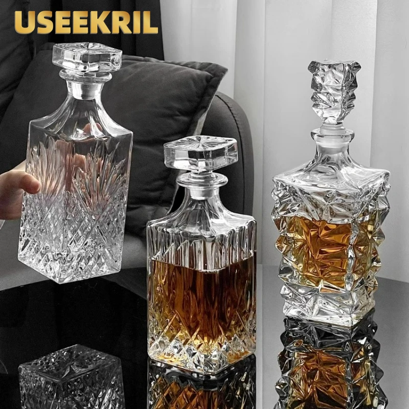 

Creative Whiskey Bottle European Style High-end Classical Glass Whiskey Bottles Home Wine Decanter Home Bar Accessories