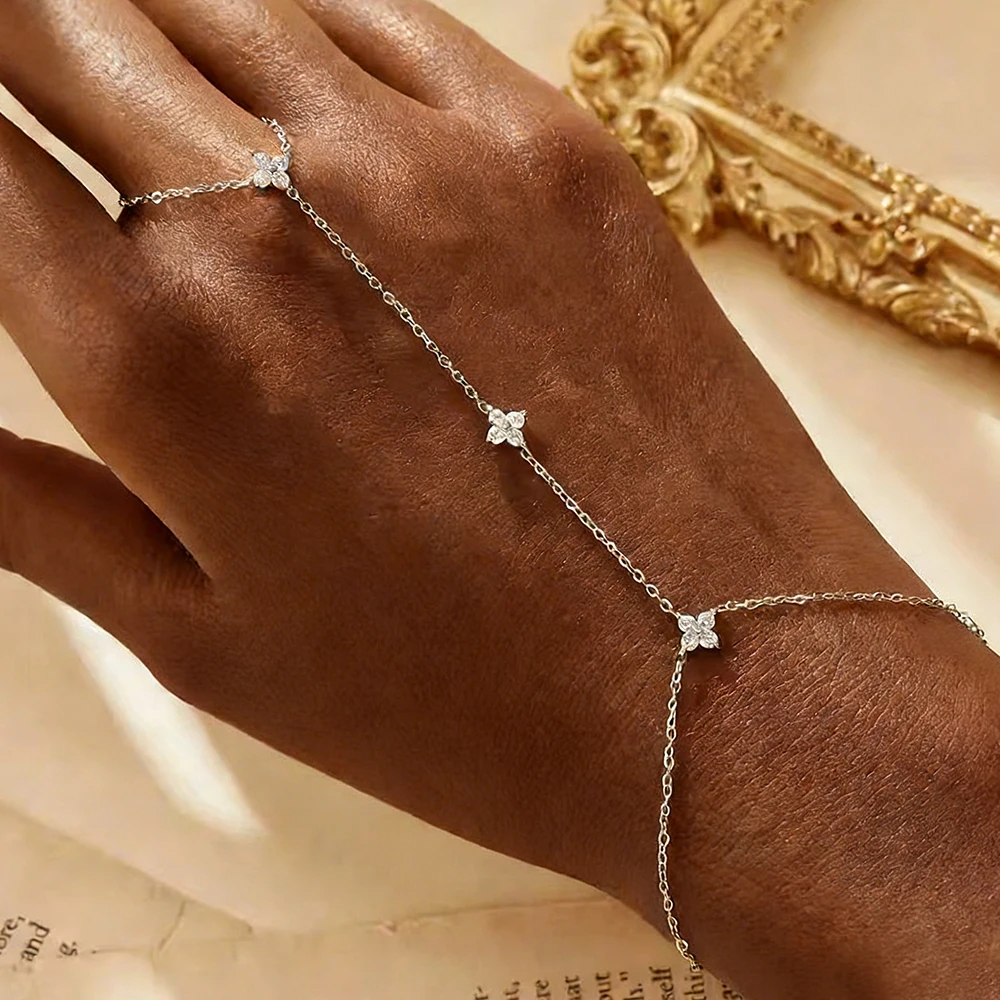 

2.5mm Moissanite Bracelet for Women Four Leaf Clover Hand Chain Adjustable Wrist Size S925 Silver Plated 18K Finger Bracelets