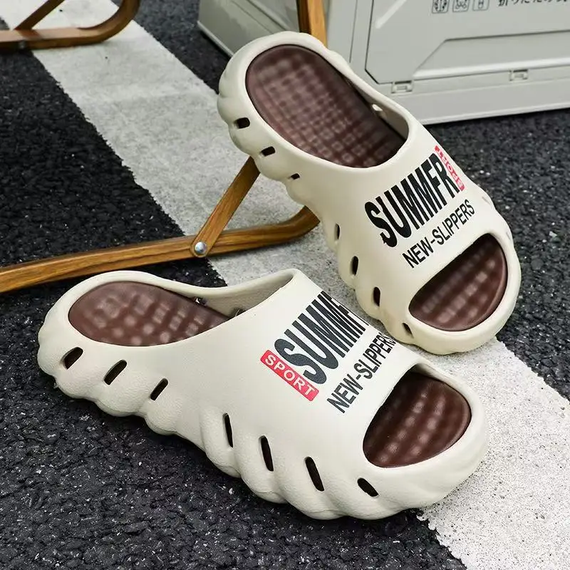 

2025 Men Thick Sole Summer Beach Slides Bathroom Anti Slip Slipper Soft Sandals Simplicity Ultra Light Letter Shoes Men Slippers
