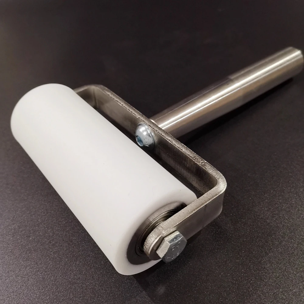 

Ручной прижимной ролик с силиконовым покрытием — термостойкое колесо из мягкой резины, ширина 120 мм