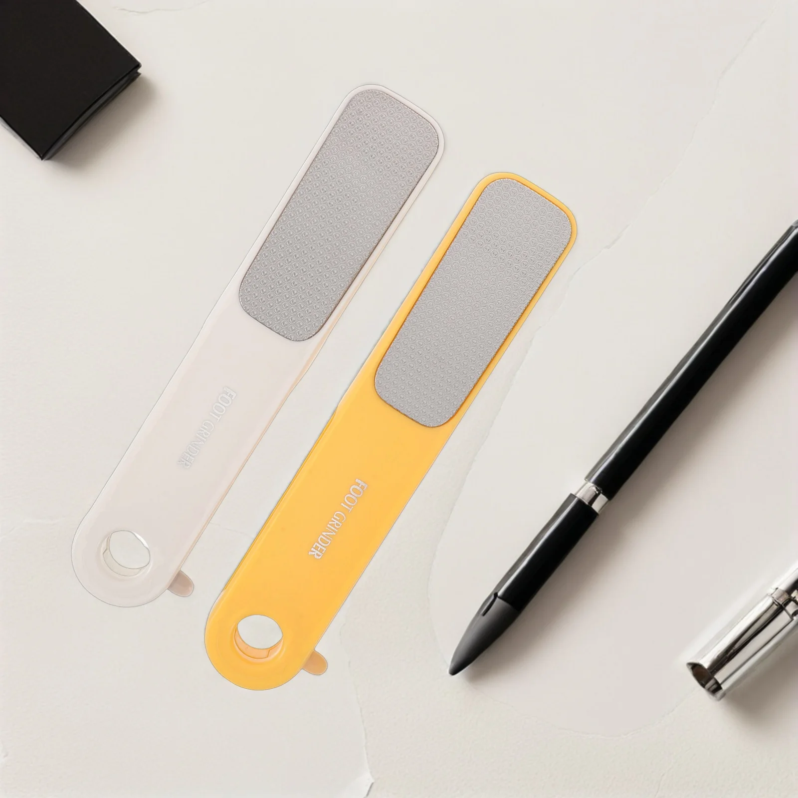 2 قطعة ملف لإزالة الجلد الميت التقشير كعب الغسيل مع مقبض السفر أداة العناية بالقدم استبدال منصات وشملت دليل